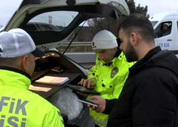 Ümraniye'de dron destekli 'kaynak' denetimi; 9 sürücüye ceza