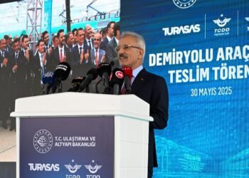 Bakan Uraloğlu: Hızlı tren fabrikamızı bu yıl hizmete almayı planlıyoruz