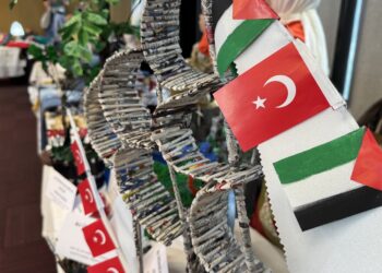 Atık malzemelerle Filistin’e giden Sumud gemisini yaptı