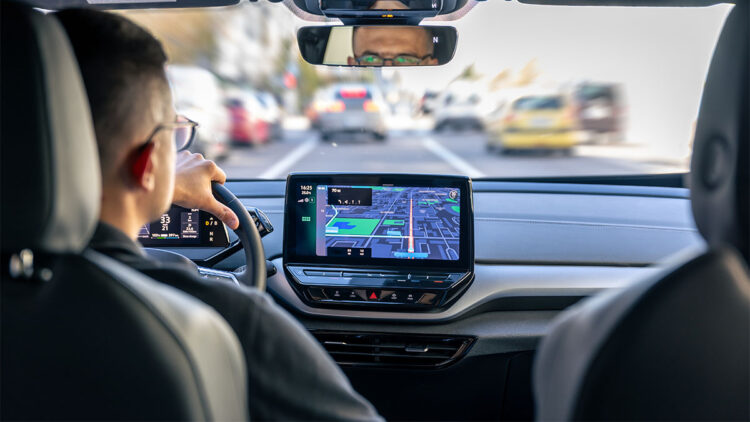 Araçlara takılan multimedya cihazları ile ilgili yeni karar