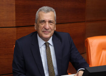 Neden elimizde hazır durumdaki savunma sistemini kullanmıyoruz?