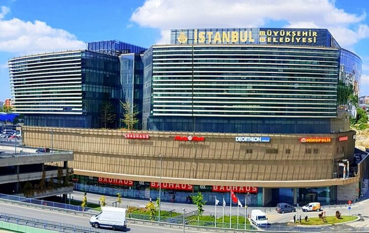 İBB’ye yönelik ‘yolsuzluk’ davası yarın başlıyor