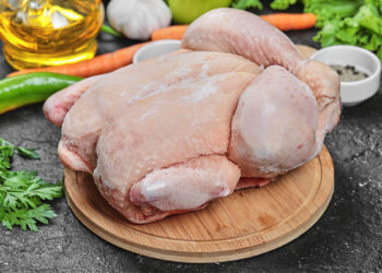 Tavuk eti üretimi azaldı, yumurta ve içme sütü üretimi arttı