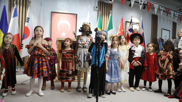 Atatürk Sanat Merkezi'nde çocuk sesleri