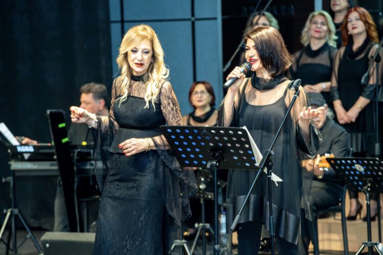Armoni Müzik Grubu’ndan Görkemli Gece