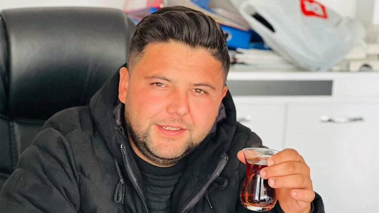 Arızayı gidermek isterken akıma kapılıp, öldü