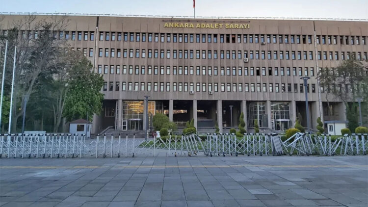 Milli güvenliği hedef alan 14 sanal medya hesabına erişim engeli