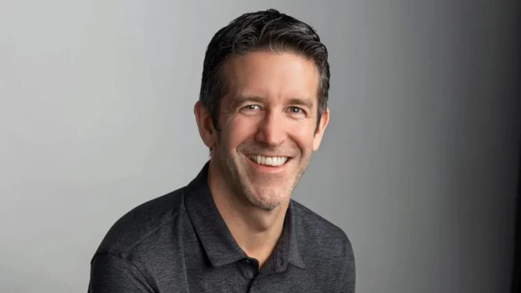 Gelen Apple CEO'su John Ternus kimdir?