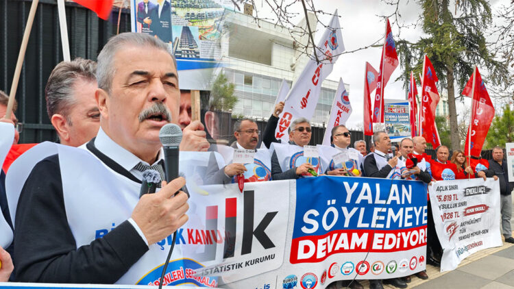 Birleşik Kamu-İş'ten TÜİK önünde protesto