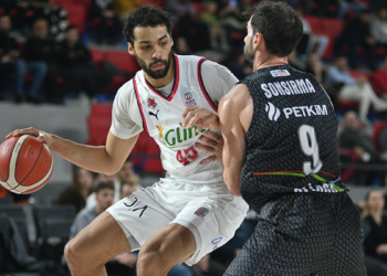 Basketbolda kritik Ege derbisi