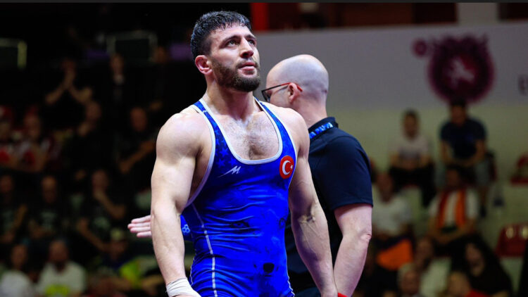 Cengiz Arslan bronz madalya kazandı