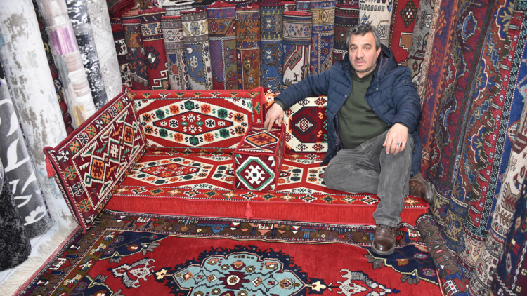 Evlerde ‘şark köşesi’ kültürü yeniden canlanıyor