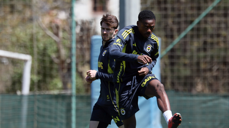 Fenerbahçe, RAMS Başakşehir FK maçının hazırlıklarını sürdürdü