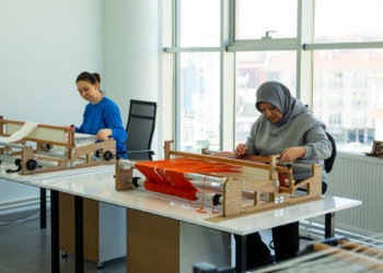 Gölbaşı'nda atıklar sanata dönüşüyor