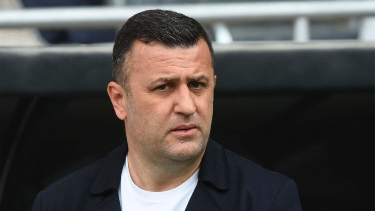 İzmir Çoruhlu FK'da Karaköse kaybetmedi