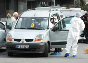 İsrail Konsolosluğu önündeki çatışma; Saldırganların İzmit'ten geldiği 2 araç incelendi