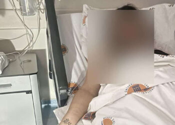 Konuşma bahanesiyle çağırdığı eski sevgilisini boğmaya çalışıp, 10 yerinden bıçakladı