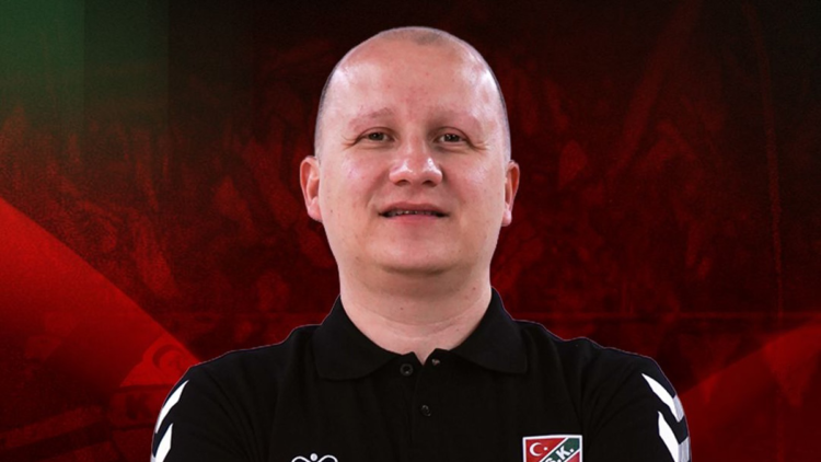 Karşıyaka'da Özlütürk'e yeni görev