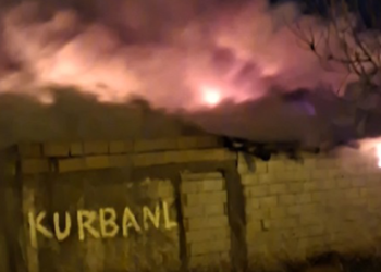 Kayseri’de müstakil ev ve ahırda çıkan yangın söndürüldü