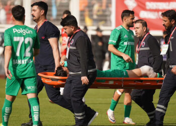 Muğlaspor şampiyonluk yarışında havlu attı