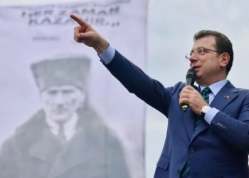 Macaristan korku yerine umudu, otokrasi yerine demokrasiyi seçti