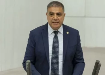 Oturabilir ev olmadan depremzedenin kira yardımı kesiliyor