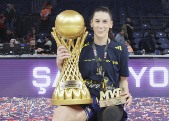 Mvp ödülünü almam benim için çok gurur verici