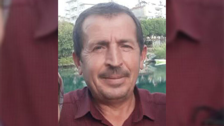 Traktörün altında kalan çiftçi öldü