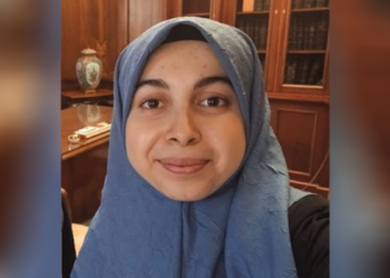 Yol kenarında yürürken otomobilin çarptığı Zehra öldü, sürücü kaçtı