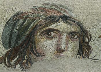 Zeugma Mozaik Müzesi ve Çingene Kızı'nın gizemi