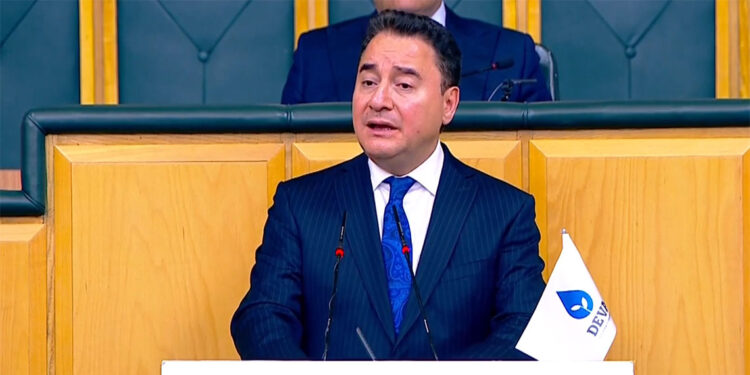 Ali Babacan’dan enflasyon paylaşımı; 2+2'nin 4 etmediği yerde, ekonomiye kimse güvenmez