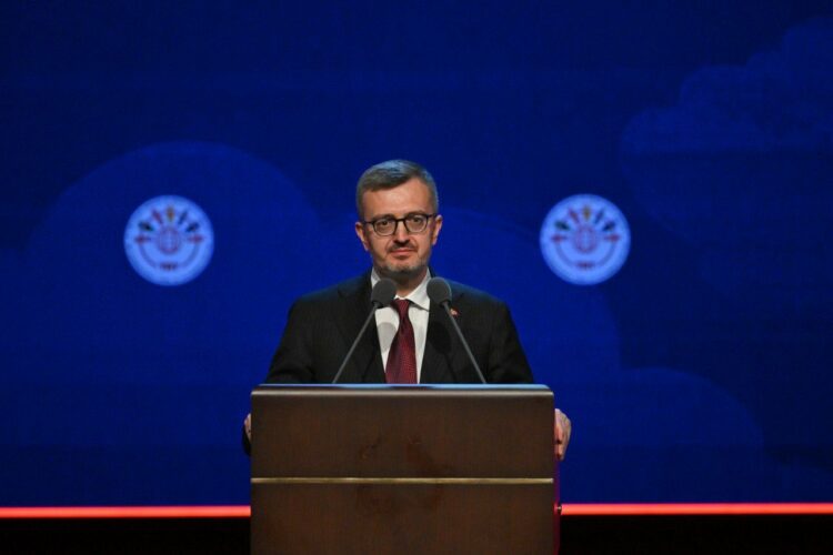 Burhanettin Duran'dan Çanakkale Kara Savaşları'nın 111'inci yıl dönümü mesajı