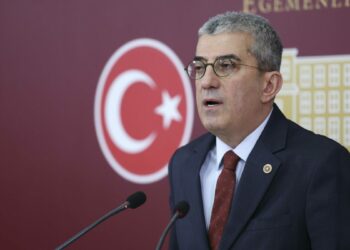 CHP'li Günaydın: CHP, akçalı ve ahlaki meselelerde sınırı aşan herkesi ihraç edecektir