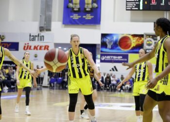 Fenerbahçe Opet - Galatasaray Çağdaş Faktoring: 77-75