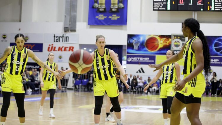 Fenerbahçe Opet - Galatasaray Çağdaş Faktoring: 77-75