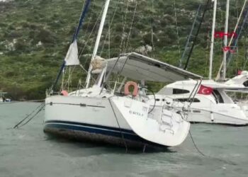 Bodrum’da tam fırtına günlük yaşamı olumsuz etkiledi