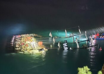Fethiye'de tur teknesi battı: 6 kişi kurtarıldı, 1 kişi kayıp