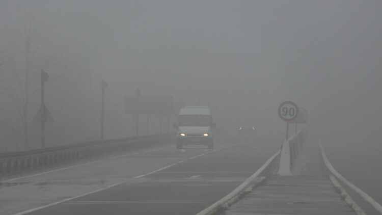 Bolu Dağı geçişinde sis etkili oldu