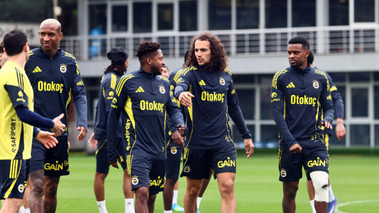 Fenerbahçe’de Beşiktaş derbisi hazırlıkları sürüyor