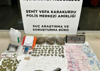 Çekmeköy’de uyuşturucu operasyonu: 2 şüpheli tutuklandı