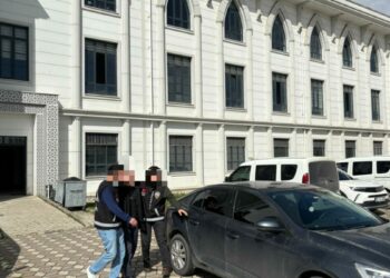 TIR'ın altına saklanıp husumetli olduğu kardeşini öldüren şüpheli tutuklandı