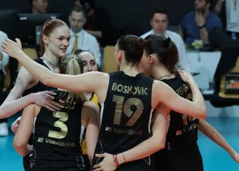 VakıfBank - Eczacıbaşı: 3-2