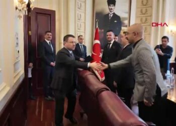 Bakan Gürlek, Nevşehirli iş adamlarıyla görüştü