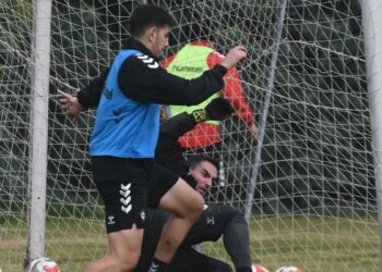 Altay'da gözler atan ve tutanda