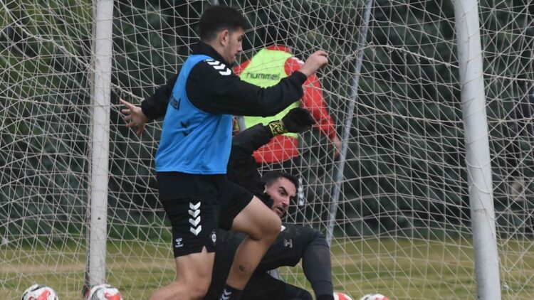 Altay'da gözler atan ve tutanda