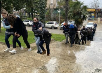 Samsun merkezli 13 ilde change operasyonunda 13 şüpheli adliyede