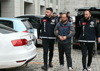 Hastanede doğum yapan kadın ile erkek arkadaşına bıçaklı saldırıda 3 kardeş adliyeye sevk edildi