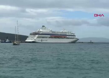 Bodrum’a sezonun ilk kruvaziyeri 909 turist getirdi