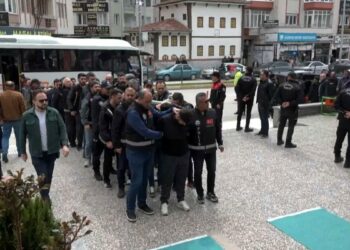 Çorumda 'sazan sarmalı' operasyonu: 21 tutuklama