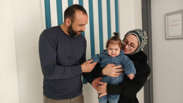 SMA'lı Alya'nın annesi: Doğum gününde kızıma ilacını hediye etmek istiyorum
